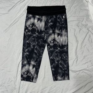 Danskin capri workout leggings